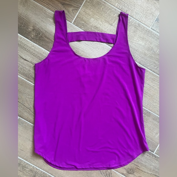 Fabletics Tank and Sports Bra Set Women’s Medium - Picture 2 of 8